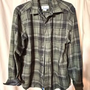 Columbia Omni-Wick Plaid Performance Button Up Shirt - Black & Green (Large)